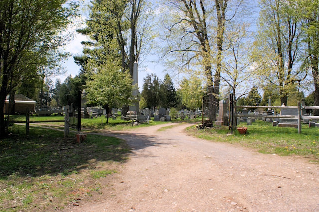 Redwood Cemetery